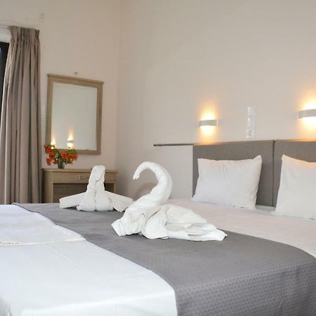 Hotel Golden Star Agia Marina  Zewnętrze zdjęcie