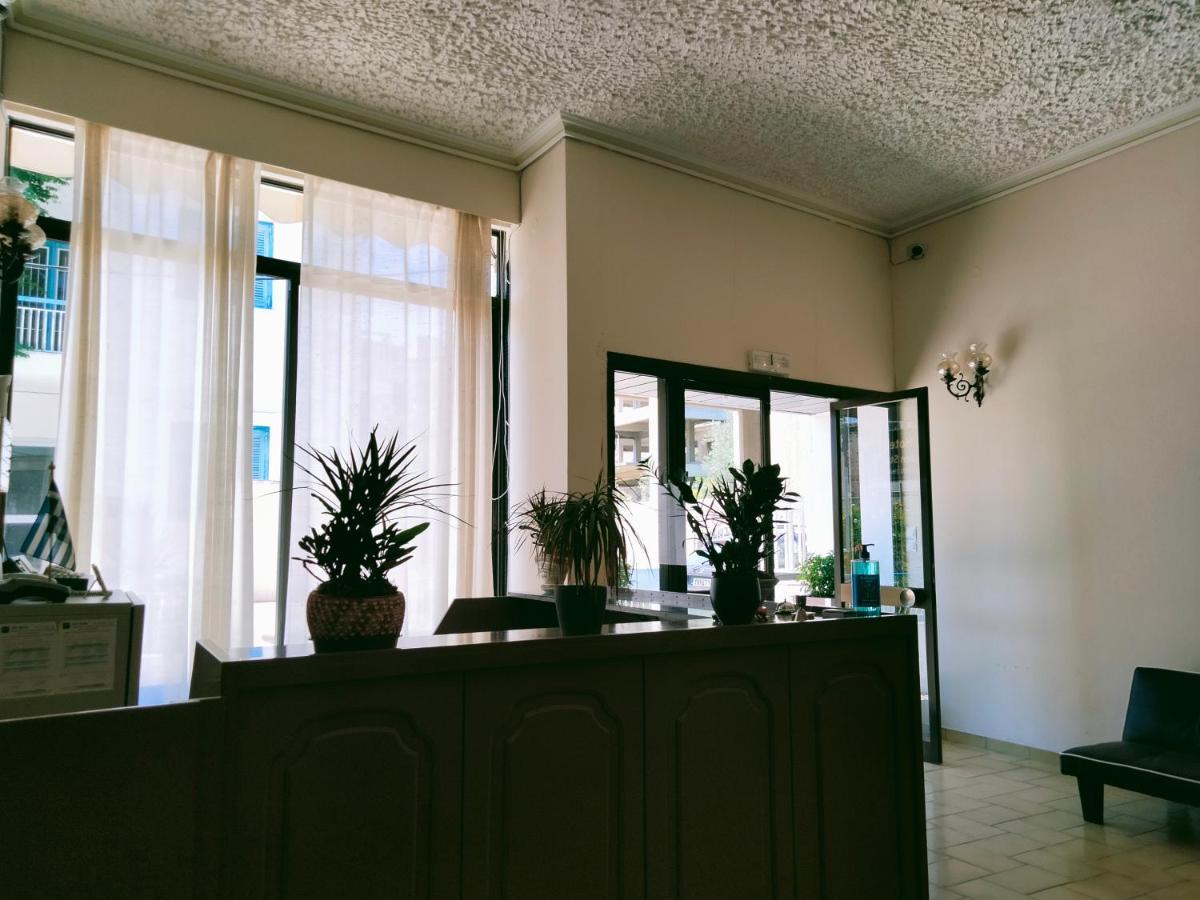 Hotel Golden Star Agia Marina  Zewnętrze zdjęcie