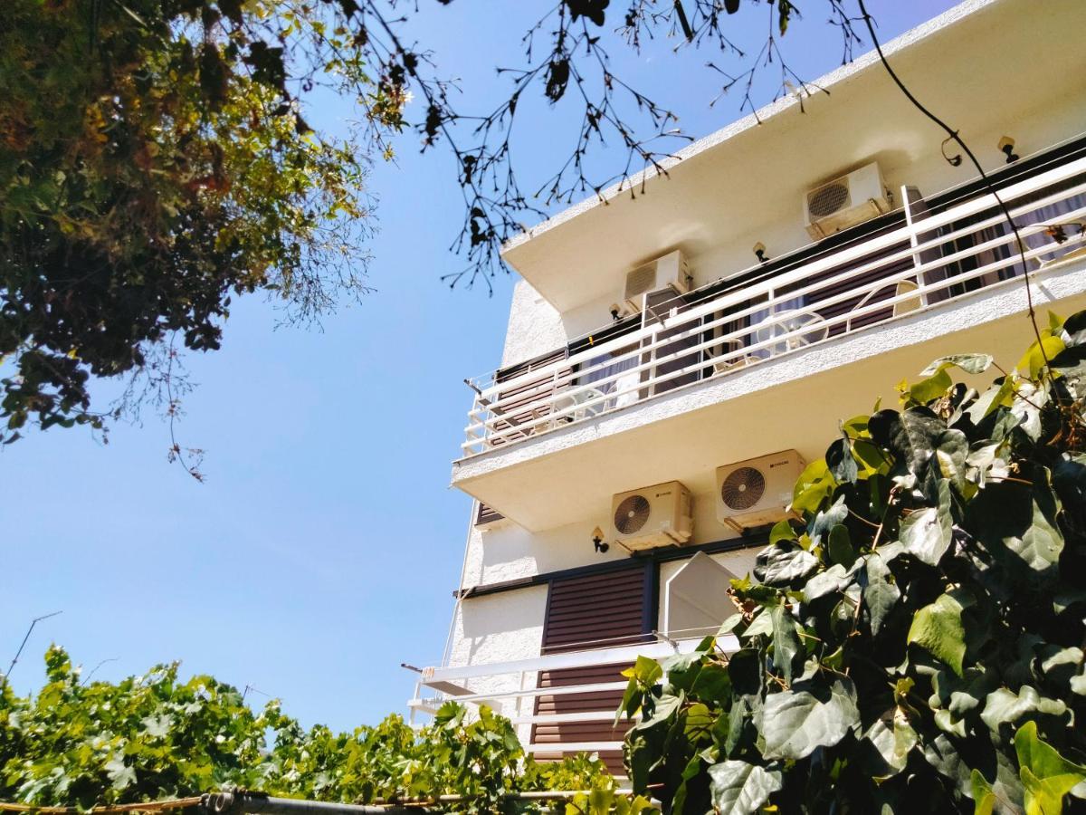 Hotel Golden Star Agia Marina  Zewnętrze zdjęcie