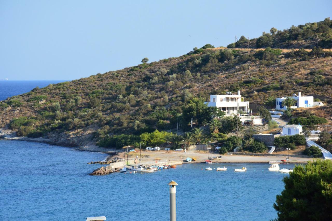Hotel Golden Star Agia Marina  Zewnętrze zdjęcie