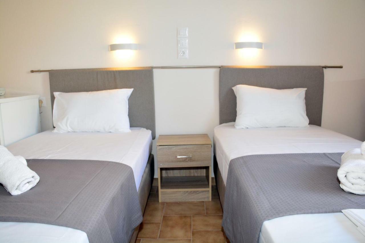 Hotel Golden Star Agia Marina  Zewnętrze zdjęcie